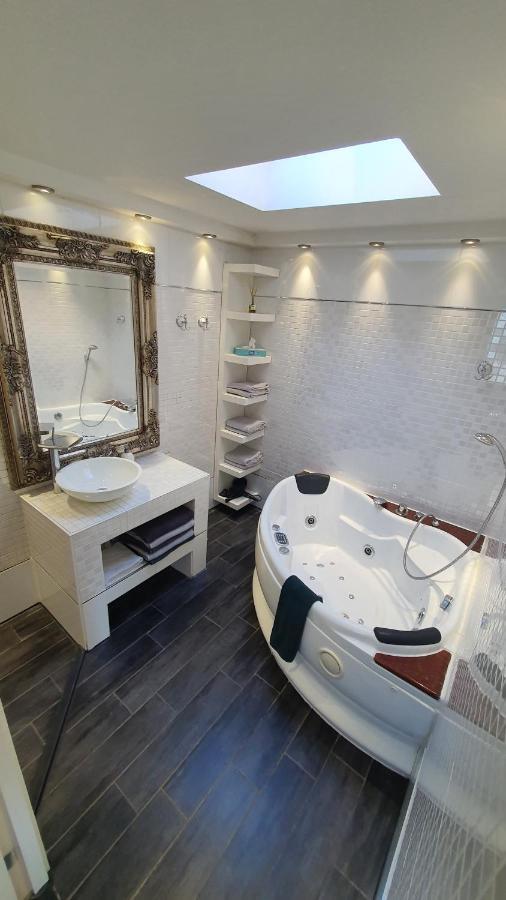 Lake House 74, Luxury Accommodation Ir Sauna Warmond Экстерьер фото